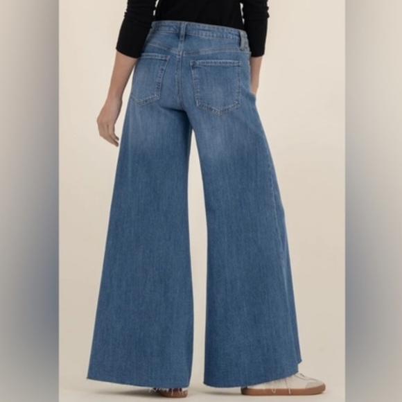 Kut from the Kloth High Rise Blake Fab Ab Super Wide Leg Jeans size 6 - Picture 8 of 8